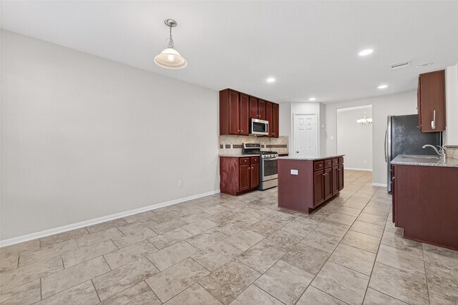 Photo - 3327 Tall Sycamore Trail