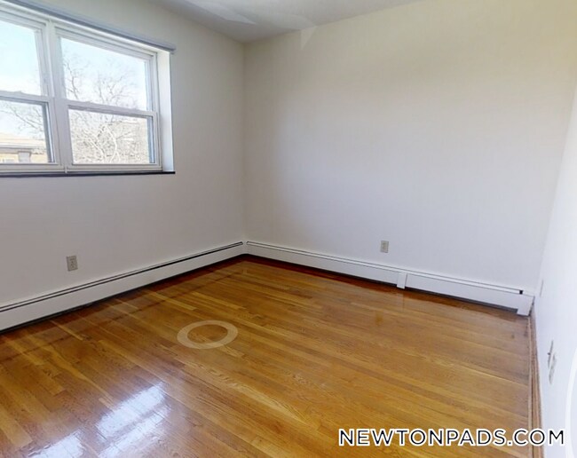 Photo - 278 Grove St Unidad 6