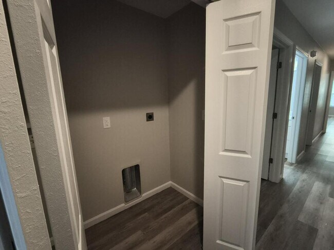 Photo - 1007 N Quincy Ave