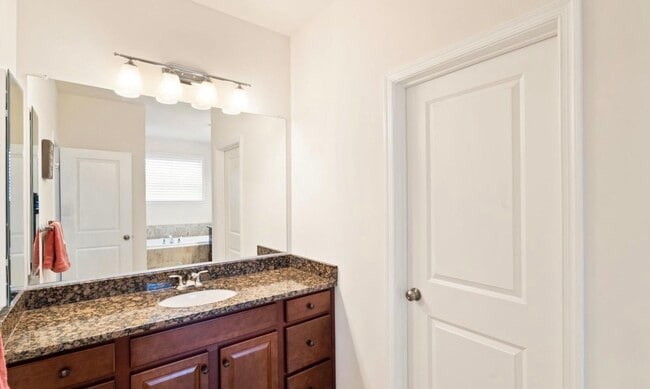 Photo - 24678 Cable Mill Ter Unidad No name