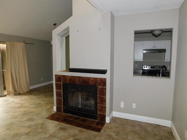 Photo - 1604 Summer Creek Ct