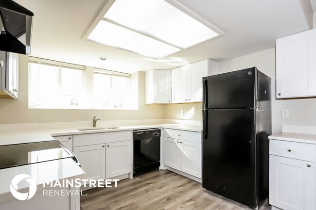 Photo - 4318 Lisbon St