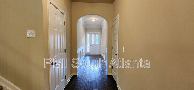 Photo - 525 Twelve Oaks Dr