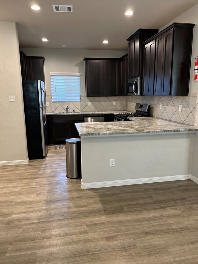 Photo - 6511 Wenlock Dr