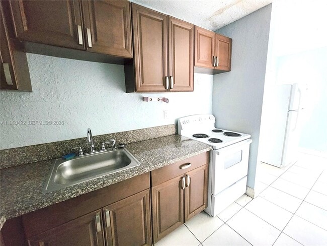 Photo - 2141 NW 91st St