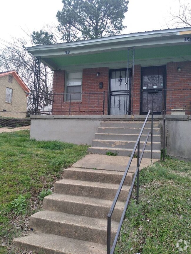 Building Photo - 4 Success Realty now offering this 1 bedro... Rental