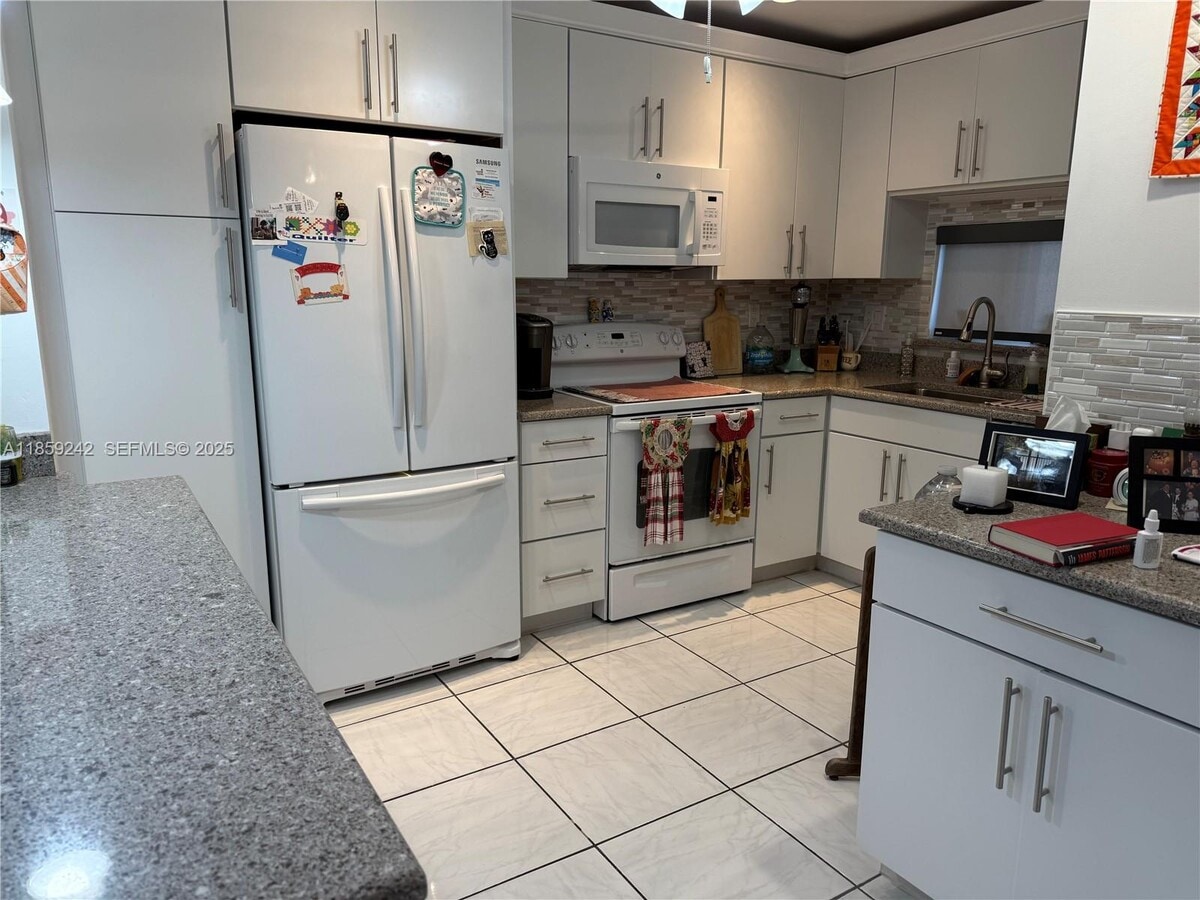 Photo - 8981 S Hollybrook Blvd Unit 302