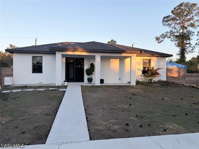 Photo - 912 Ossie Ave