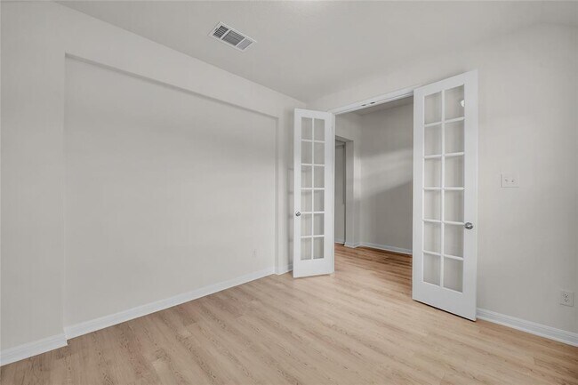 Photo - 113 Charro Ct