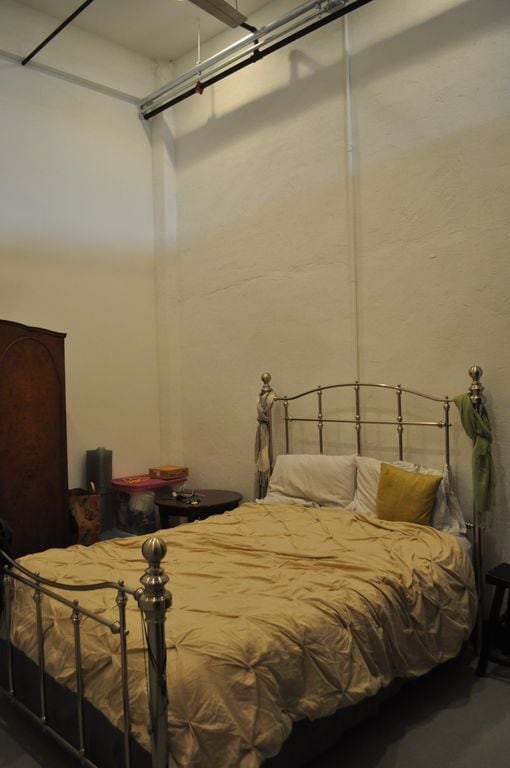 Photo - 120 W Marshall St Unidad Apartment 2