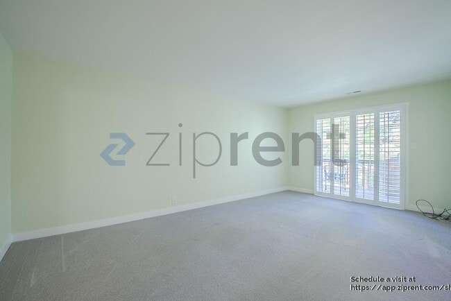 Building Photo - 640 E 3990 S