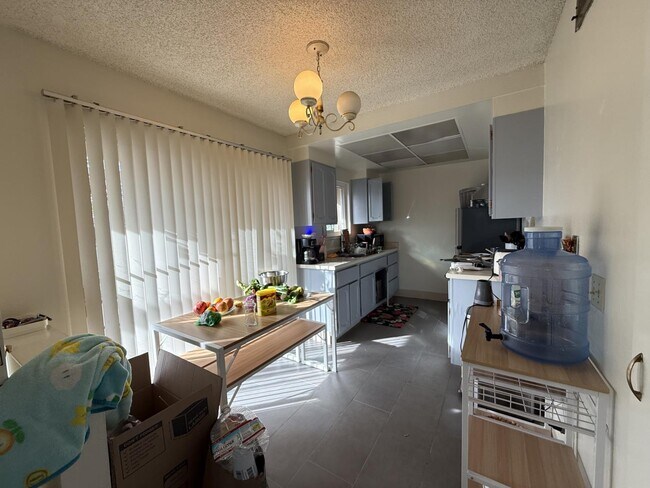 Photo - 3173 Neal Ave