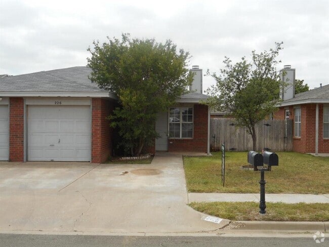 Building Photo - 226 Grover Ave Rental
