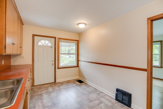 Photo - 2916 52nd Ave N