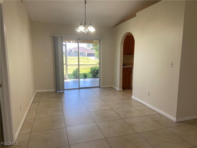 Photo - 1301 NE 12th Pl