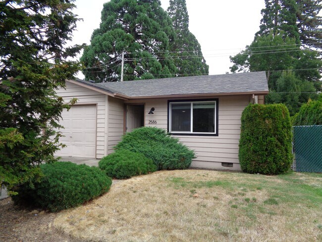 Photo - 2586 Wintergreen Ave NW