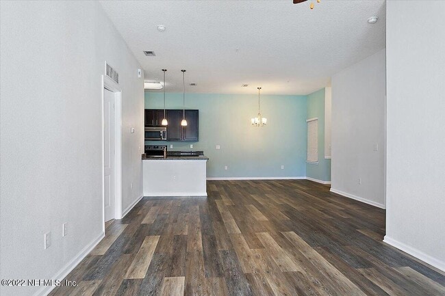 Photo - 213 Larkin Pl Unit 108