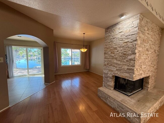 Photo - 1425 W Coral Reef Dr