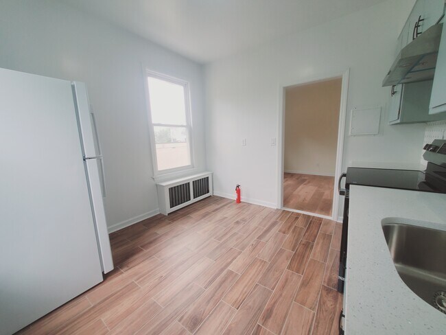 Photo - 24 High St Unit 2