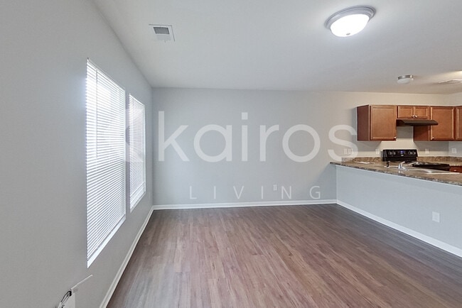 Photo - 1010 E Macree Terrace