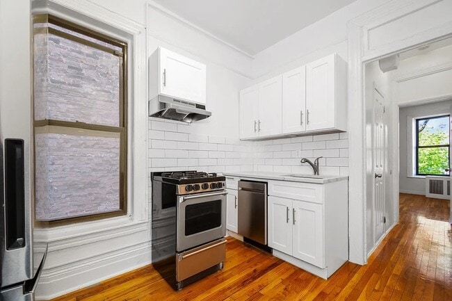 Photo - 551 Hudson St Unit 11