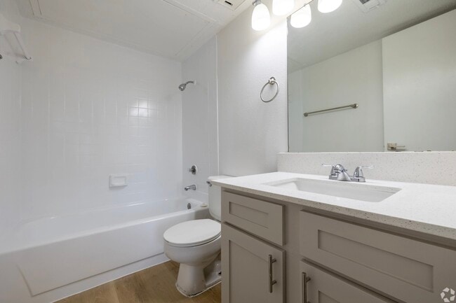 Photo - 2170 Thousand Oaks Dr Unit 0614Q