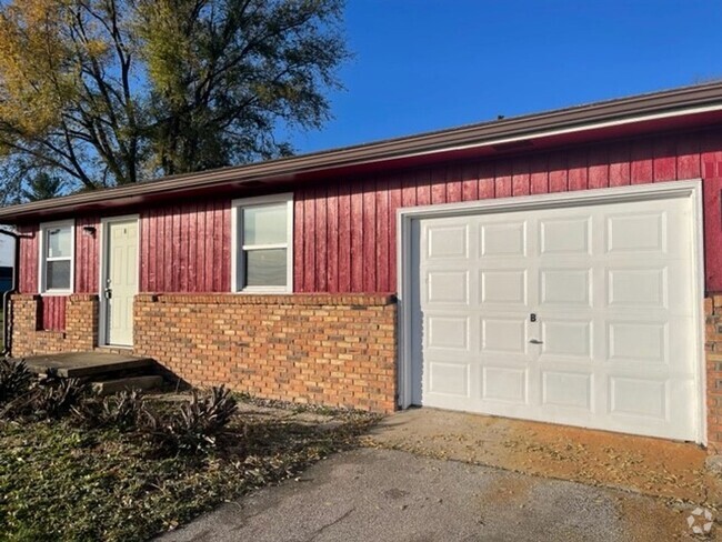 Building Photo - 3419 County Rd 1400 E Unit B Rental