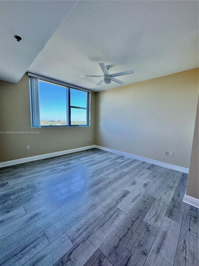 Photo - 2641 N Flamingo Rd