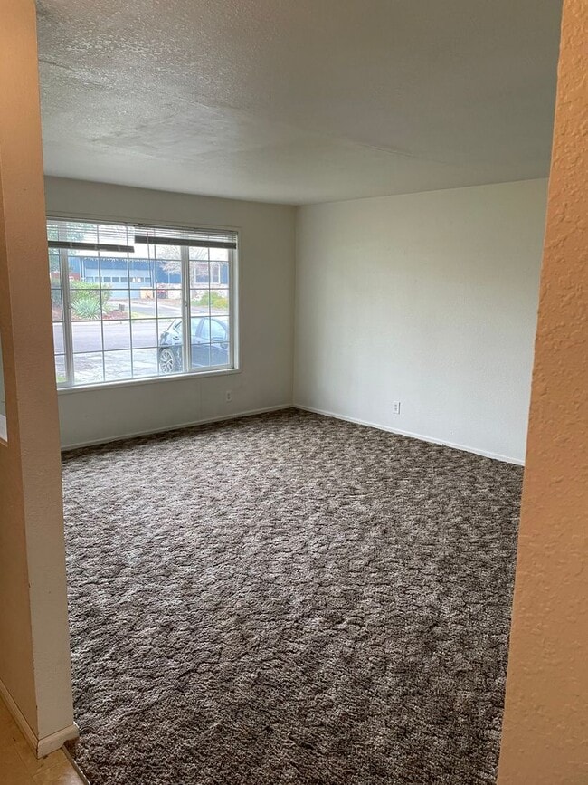 Photo - 3 Bed 2 Bath House