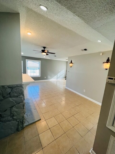 Photo - 208 Dale Ave