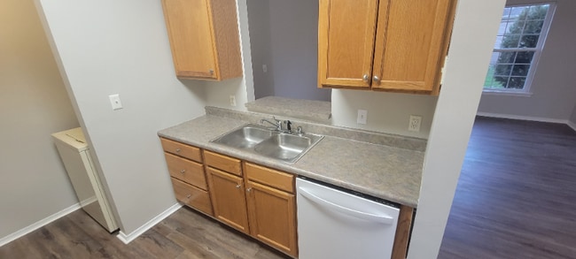 Photo - 277 Lakewood Dr