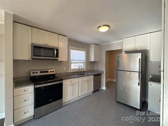 Photo - 4152 Blenhein Rd