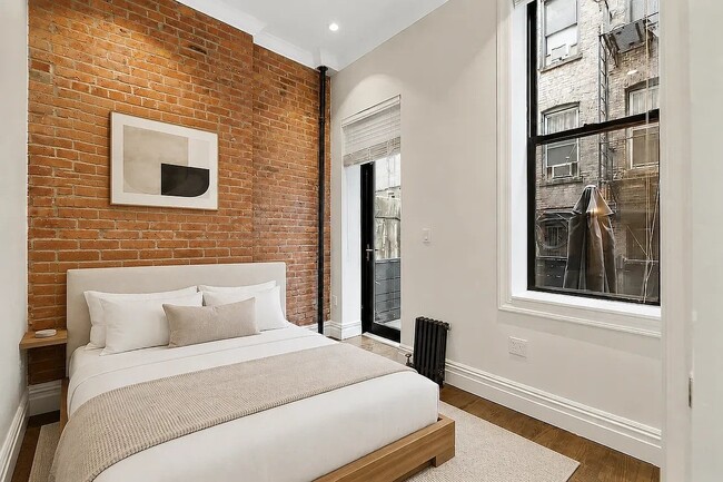 223 Mott St Unit 1