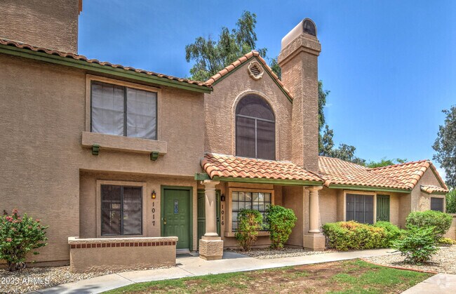 Building Photo - 4901 E Kelton Ln Rental