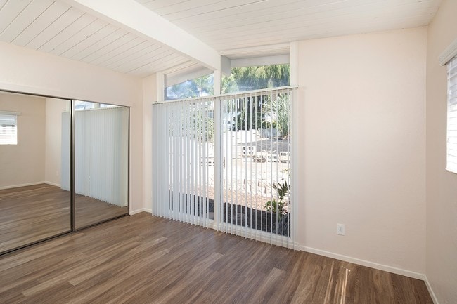 Photo - 3662 Moultrie Ave Unidad 3662