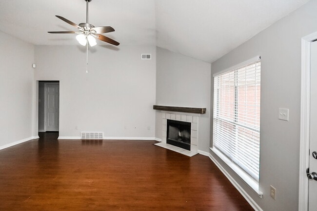 Photo - 12829 Fox Bend Ln