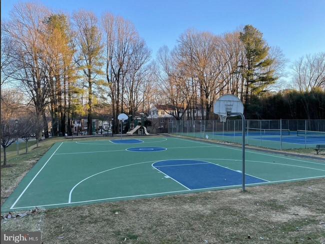 Photo - 9620 Hillock Ct