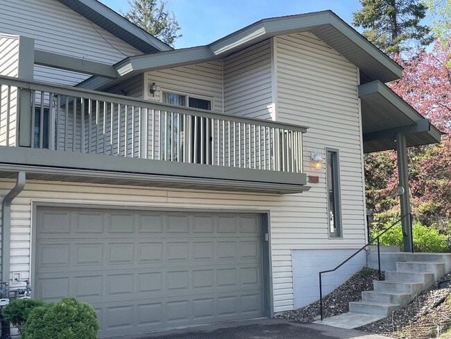Building Photo - 9519 Hartford Cir