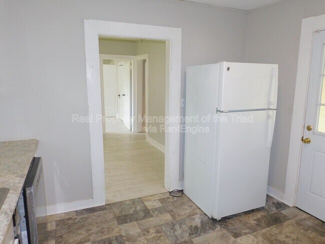 Photo - 1217 Pearson Pl