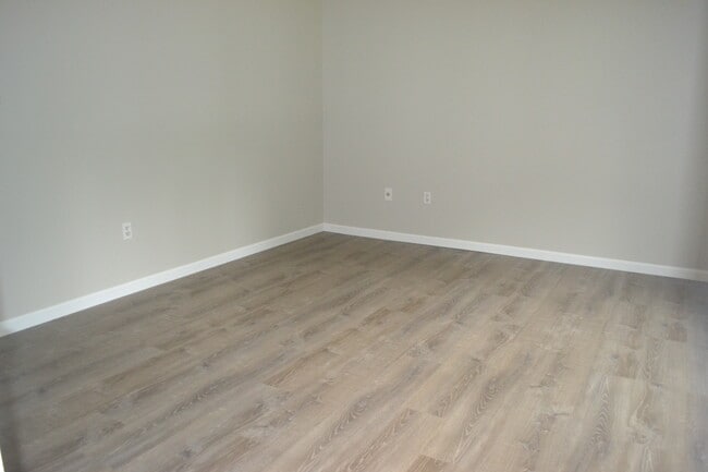 Bedroom - 85 Old Town Rd Unit Vernon Condo Rental