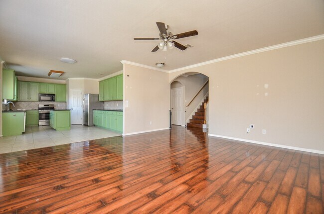 Photo - 407 Stream Mill Ln