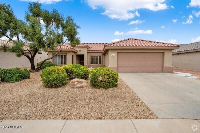 Building Photo - 16232 W Tapatio Dr Rental