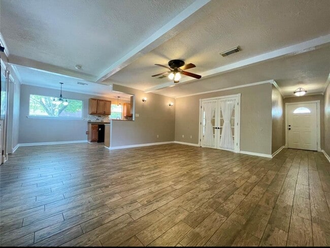 Photo - 8706 Collingsdale Rd