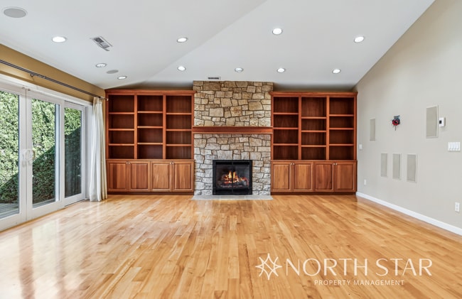 Photo - Renovated 1941 Lakefront Classic