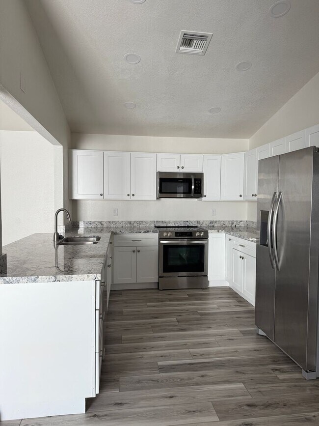 Photo - Chandler Blvd./Gilbert Rd, Patio home, 3 b...