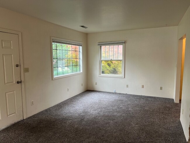 Photo - 36 N Peach St