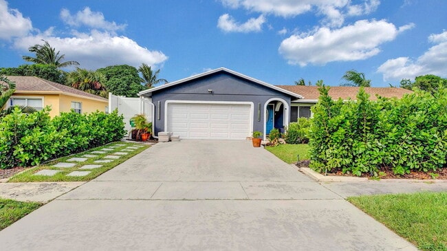 Photo - 2941 Angler Dr