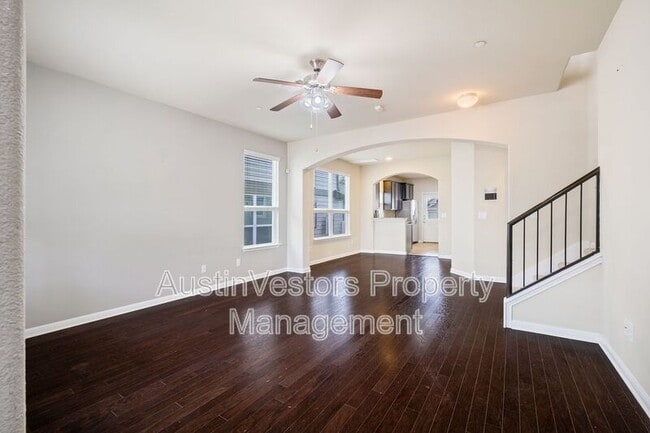 Photo - 730 Lost Pines Ln