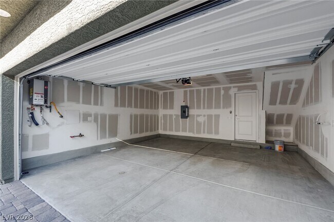 Photo - 5838 Kips Bay St