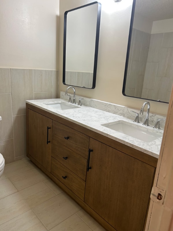 Photo - 503 Madonna St